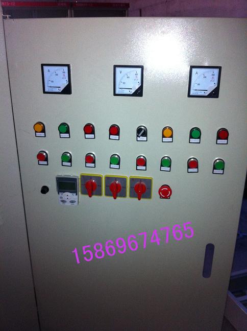 30KW恒压供水变频控制柜  湖北省电气控制柜